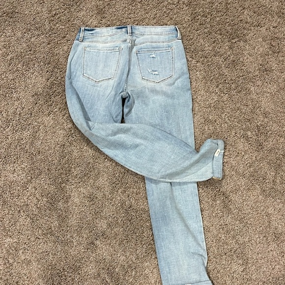 Mom Jeans - Picture 2 of 3